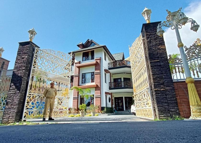 Himachal Pradesh Palampur Entrance