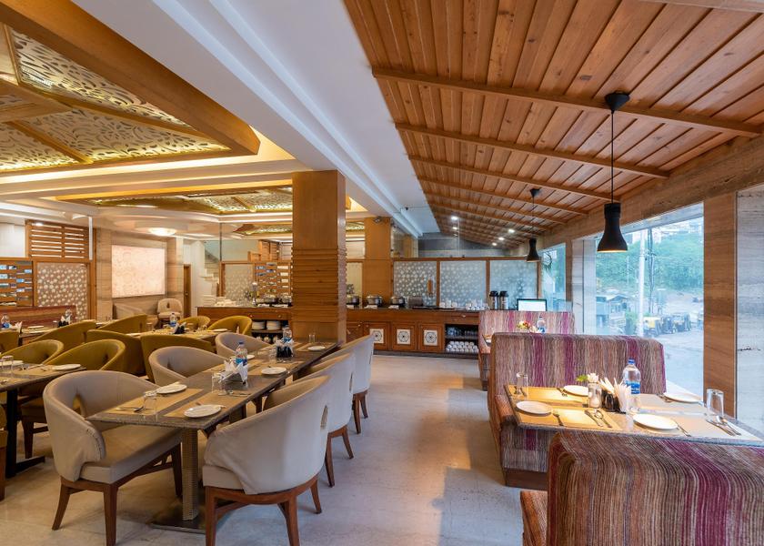 Himachal Pradesh Dharamshala Food & Dining
