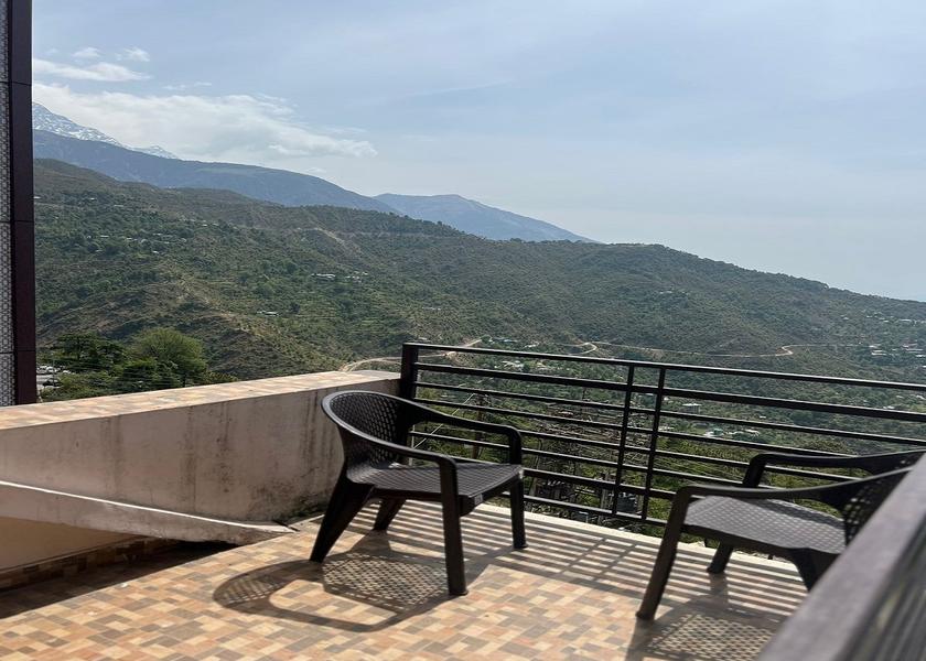 Himachal Pradesh Dharamshala 1025