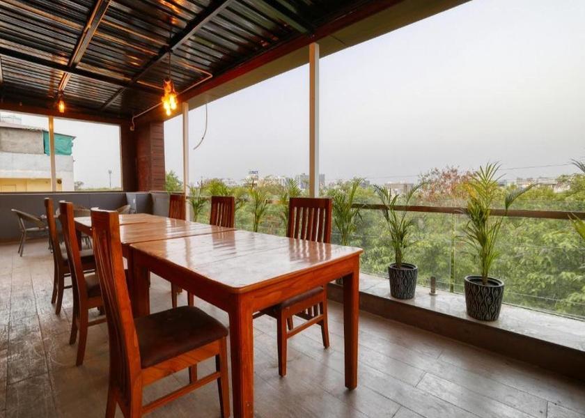 Madhya Pradesh Indore Food & Dining