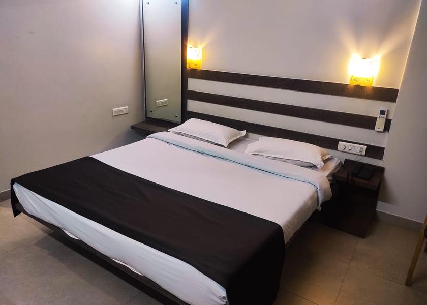 Maharashtra Kolhapur Standard AC Room