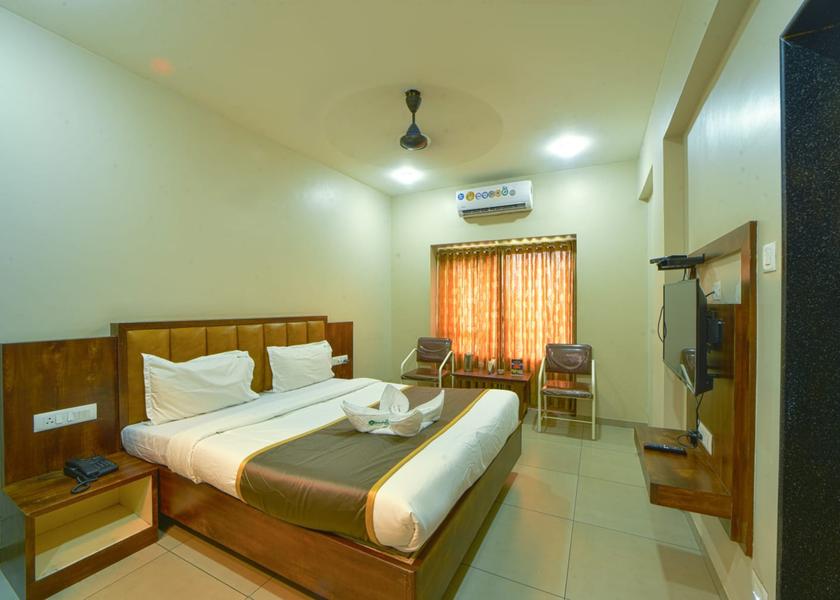 Maharashtra Kolhapur Deluxe AC Room
