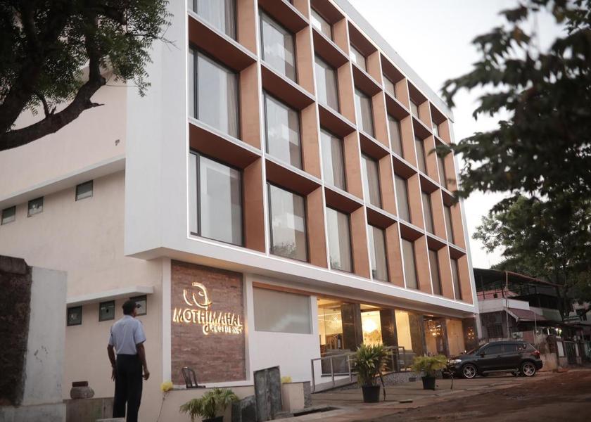 Kerala Thrissur Hotel Exterior