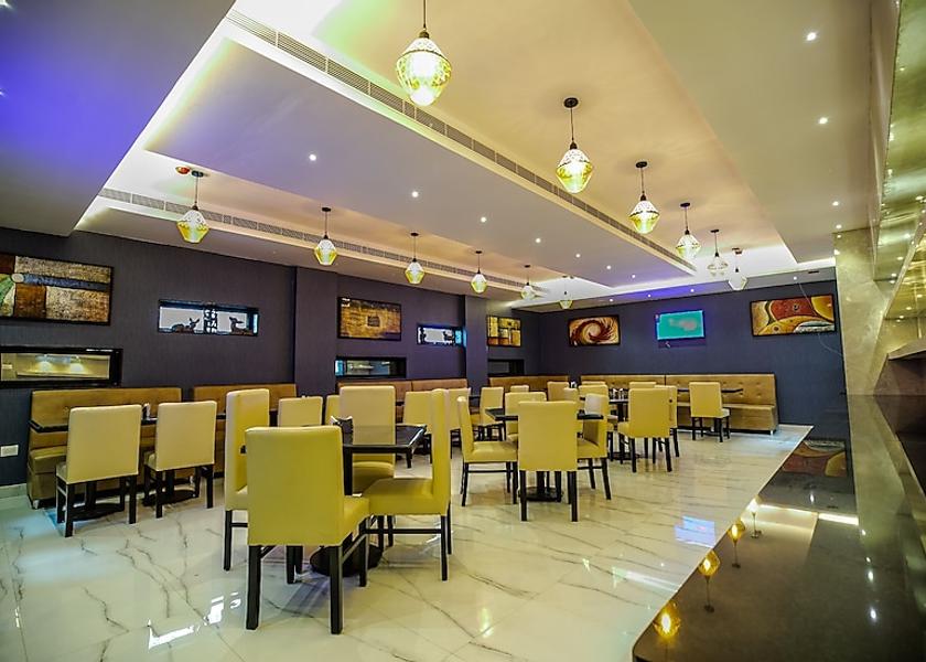 Karnataka Bangalore Food & Dining