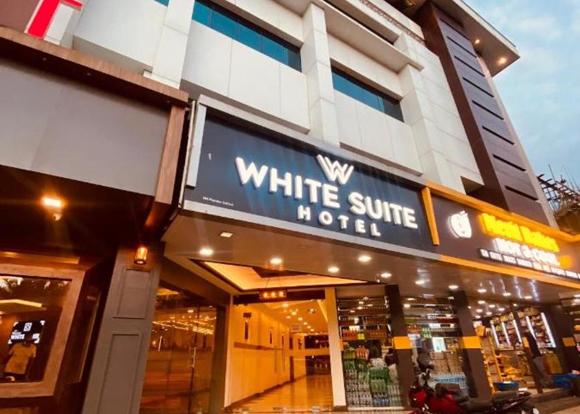 Kerala Kozhikode Hotel Exterior