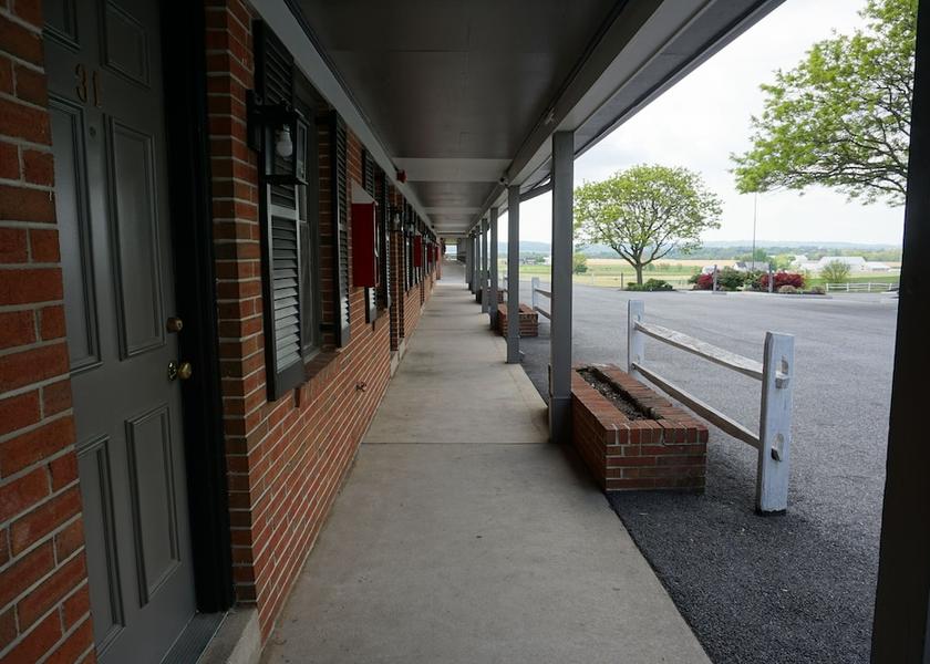 Pennsylvania Gordonville Facade
