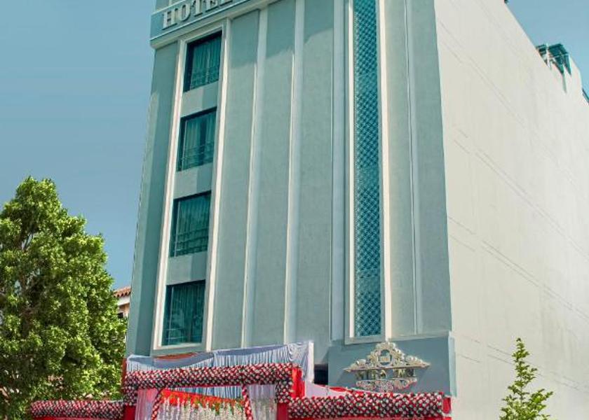 Uttar Pradesh Prayagraj Hotel Exterior
