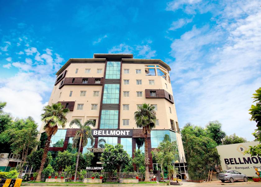 Uttar Pradesh Noida Hotel Exterior