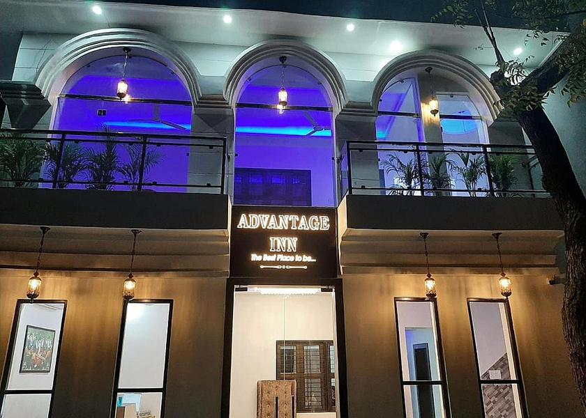 Uttar Pradesh Prayagraj Hotel Exterior