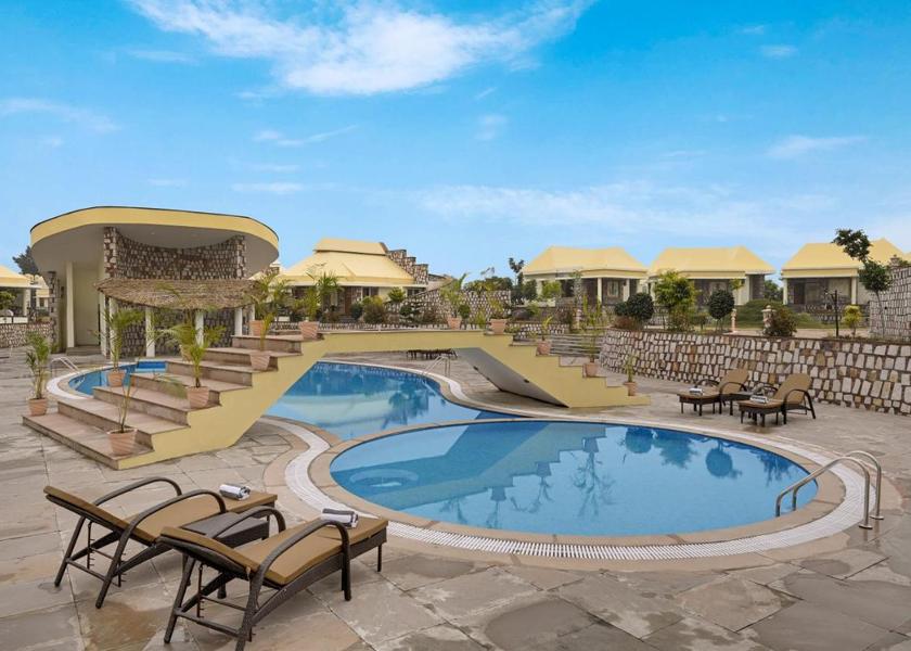 Rajasthan Sawai Madhopur Swimming Pool