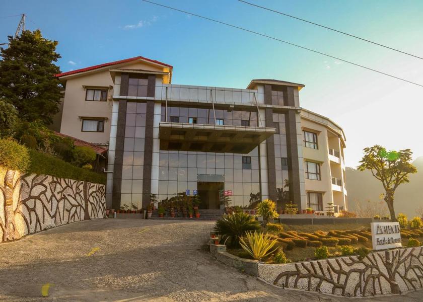 Uttarakhand Bhimtal Hotel Exterior