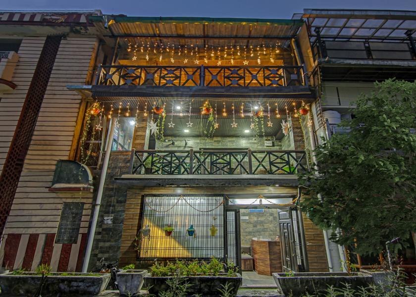Uttarakhand Nainital Hotel Exterior