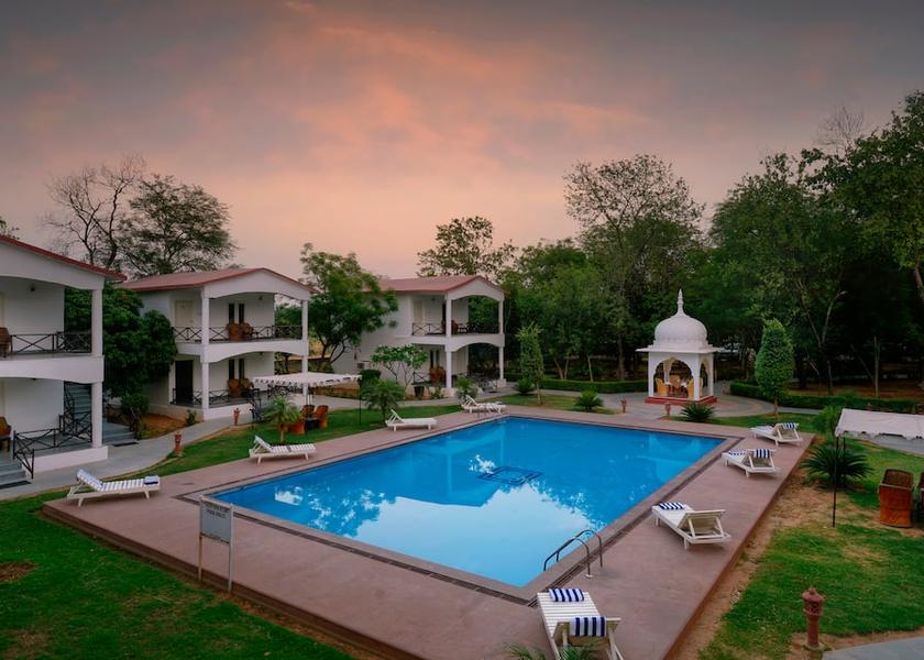 Rajasthan Sawai Madhopur Swimming Pool