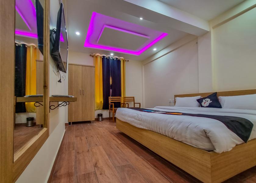 Uttarakhand Nainital Happy Room