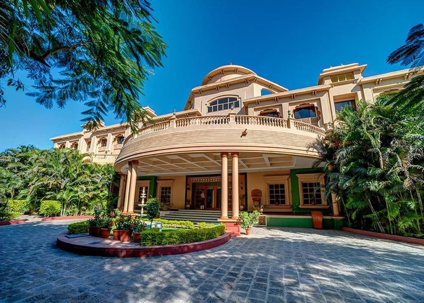 Maharashtra Shirdi Hotel Exterior