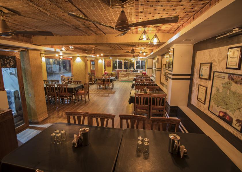 Madhya Pradesh Pachmarhi Food & Dining