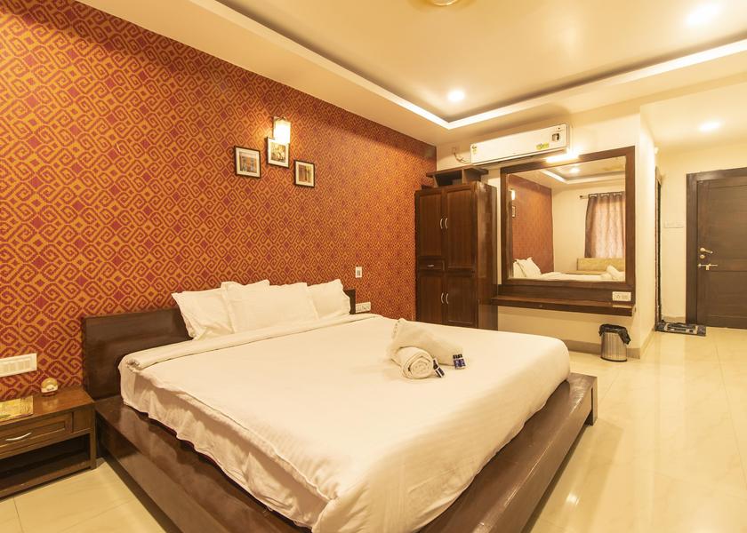 Madhya Pradesh Pachmarhi Deluxe Room
