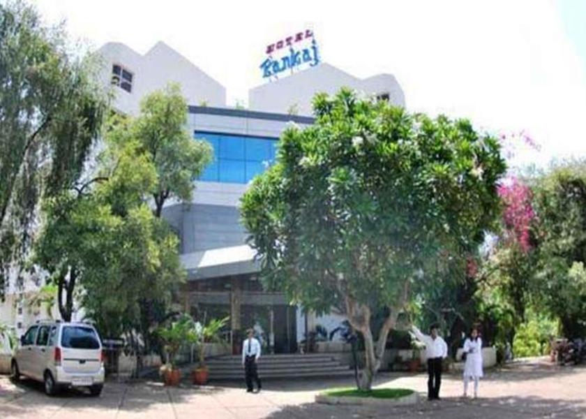 Maharashtra Karad Hotel Exterior