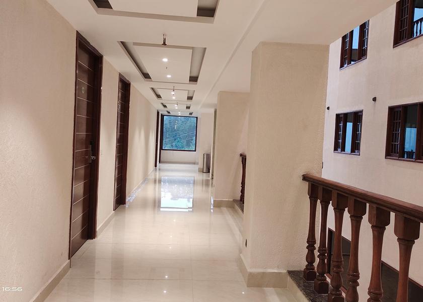 Himachal Pradesh Kufri Public Areas
