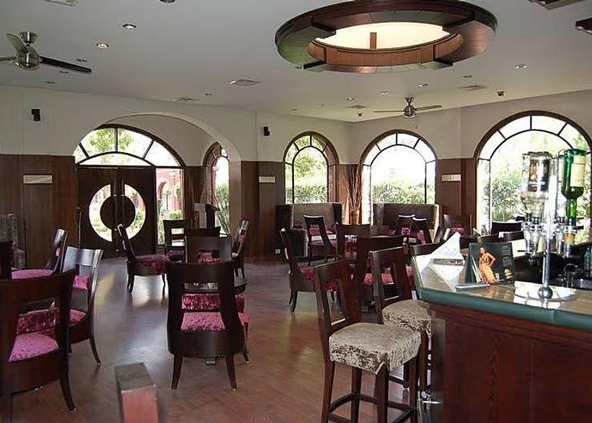 Uttar Pradesh Prayagraj Food & Dining