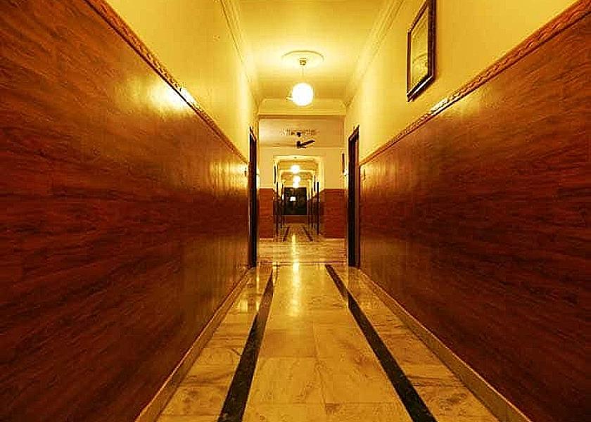 Uttar Pradesh Kanpur Public Areas