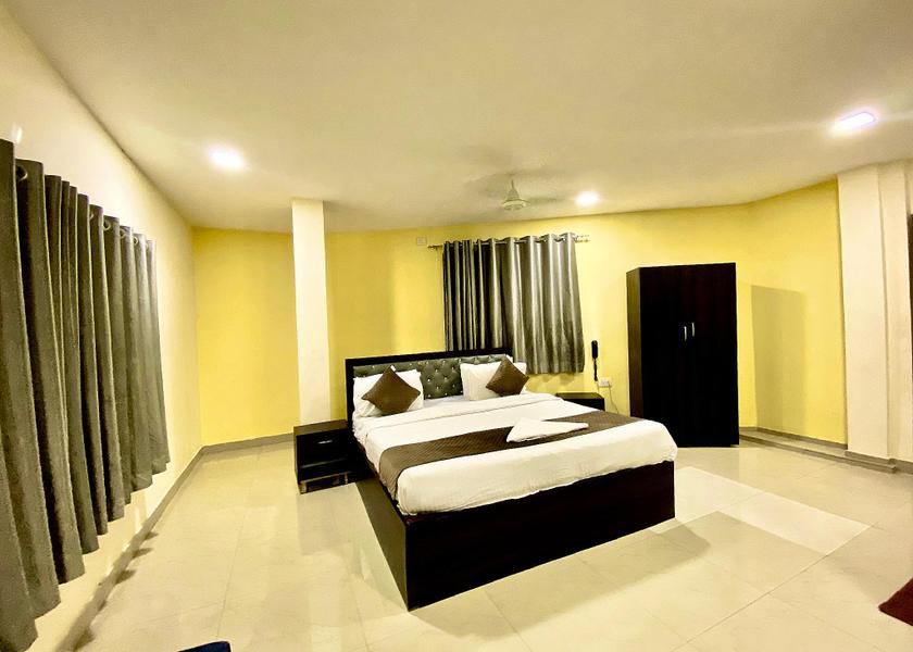 Telangana Hyderabad STANDARD ROOM KING SIZE BED