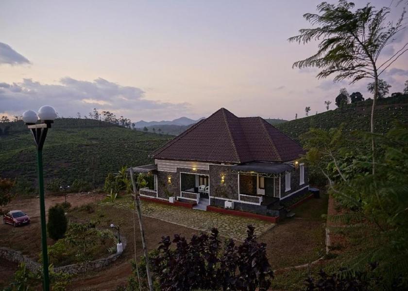 Kerala Kuttikkanam Hotel View