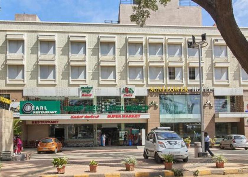 Karnataka Mysore Hotel Exterior