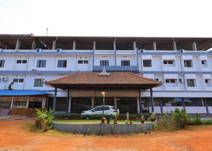 Kerala Thrissur Hotel Exterior