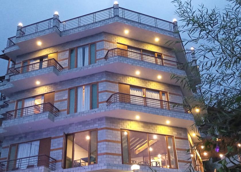 Himachal Pradesh Manali Hotel Exterior