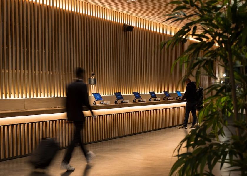 England London Lobby
