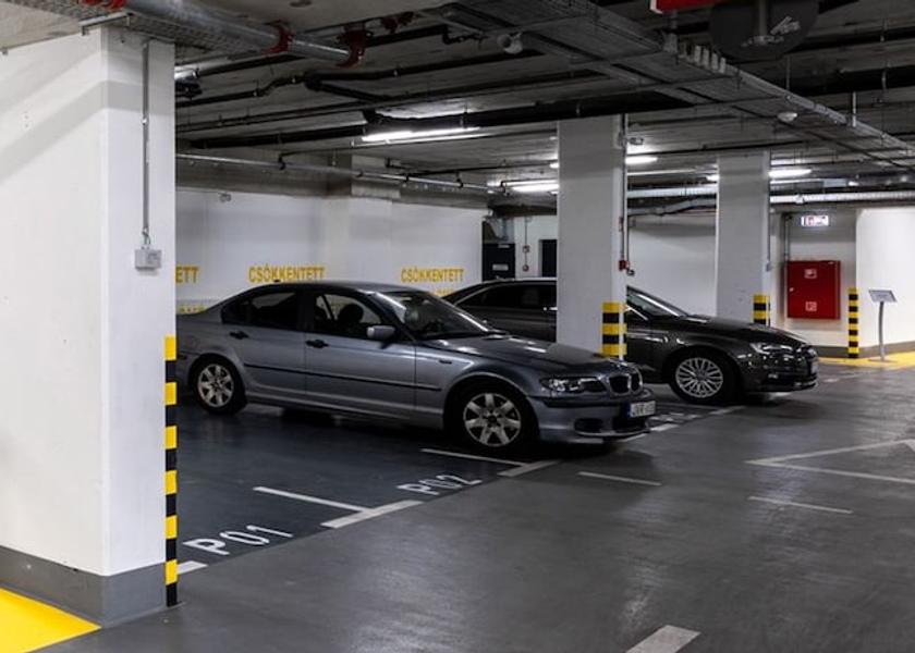  Budapest Parking