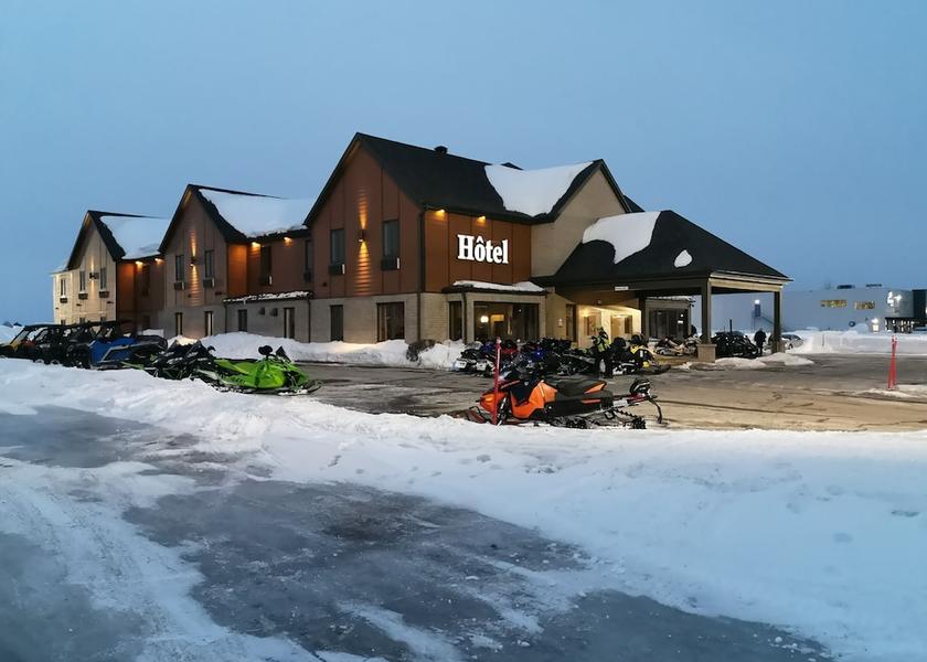 Quebec Saint-Apollinaire Snowmobiling