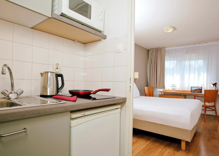 Nouvelle-Aquitaine Poitiers Room