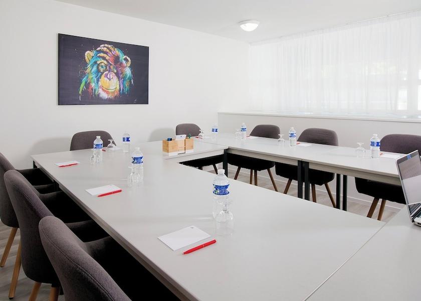 Nouvelle-Aquitaine Poitiers Meeting Room
