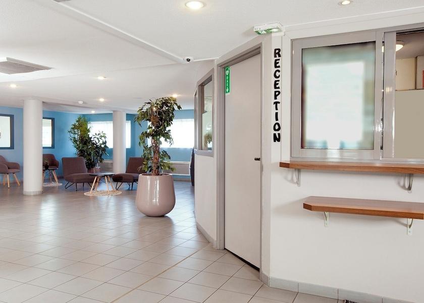 Nouvelle-Aquitaine Poitiers Reception