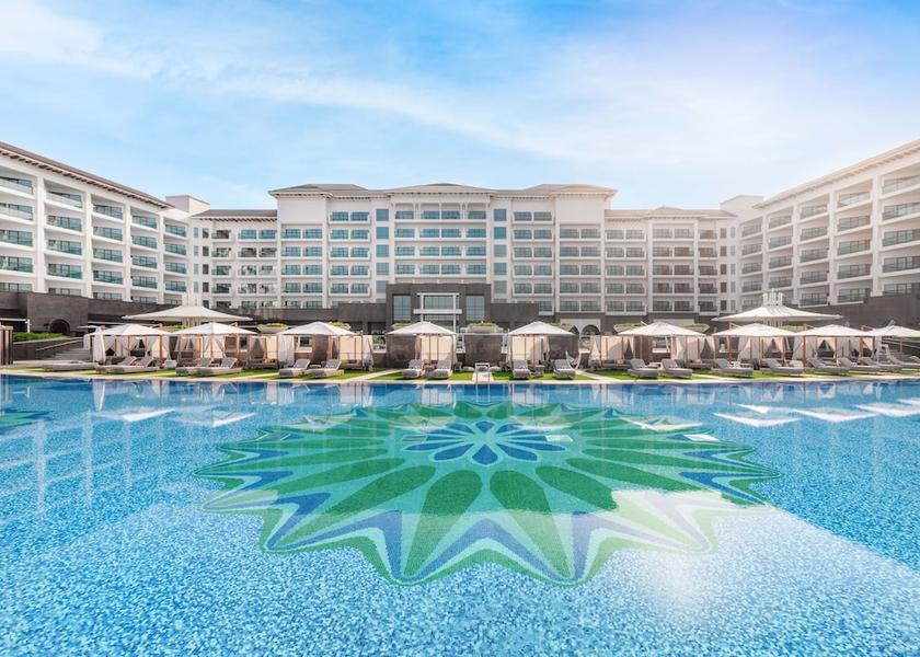 Dubai Dubai Pool