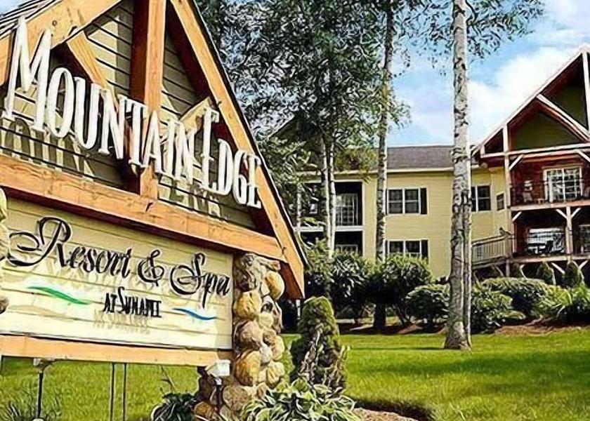 New Hampshire Newbury Exterior Detail