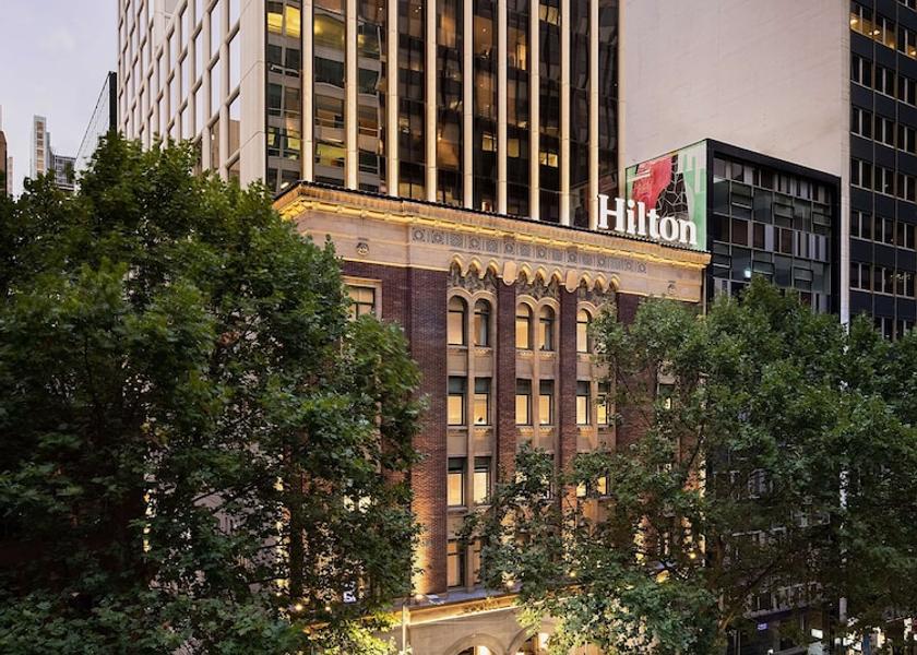 Victoria Melbourne Exterior