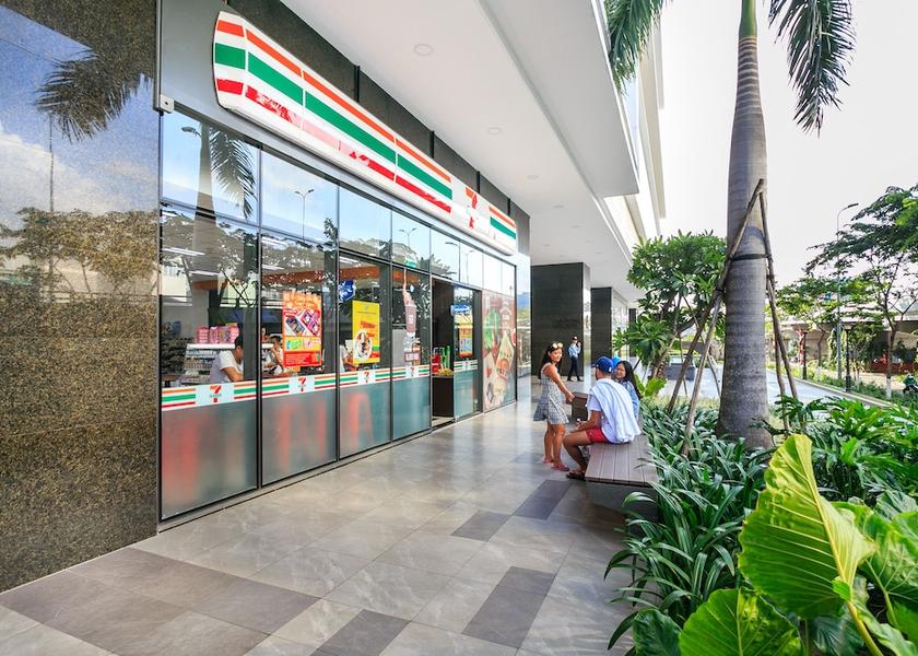 Binh Duong Ho Chi Minh City Entrance