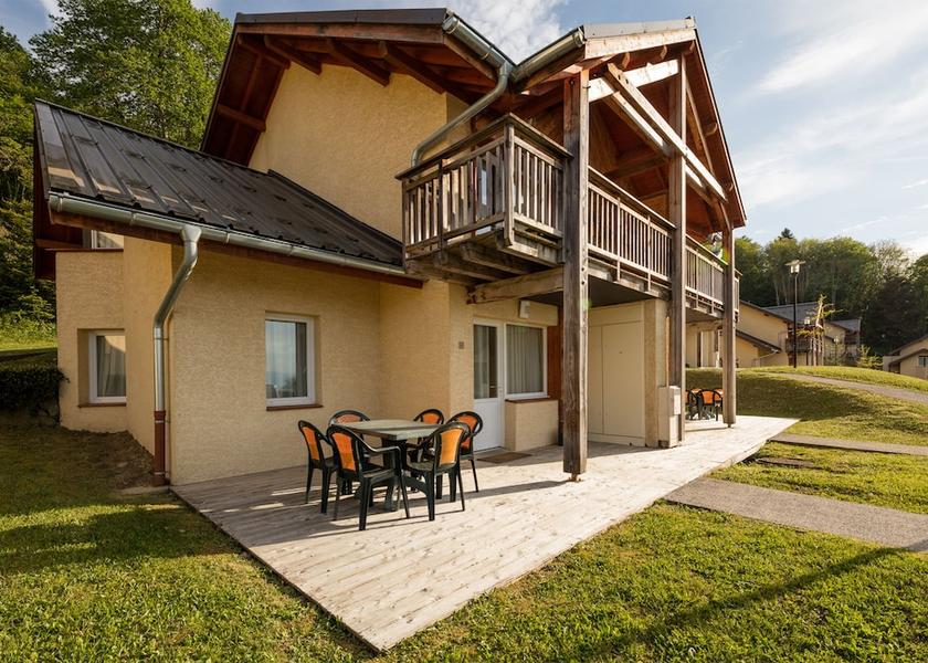 Auvergne-Rhone-Alpes Lugrin Facade