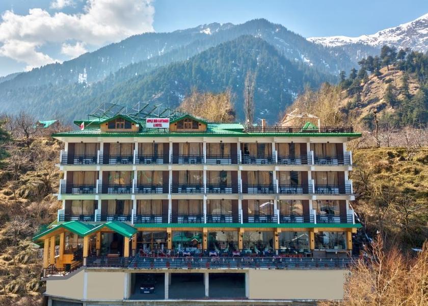 Himachal Pradesh Manali Hotel Exterior