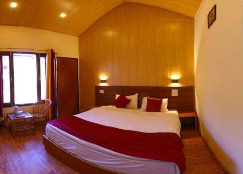 Uttarakhand Dhanaulti Premium Room