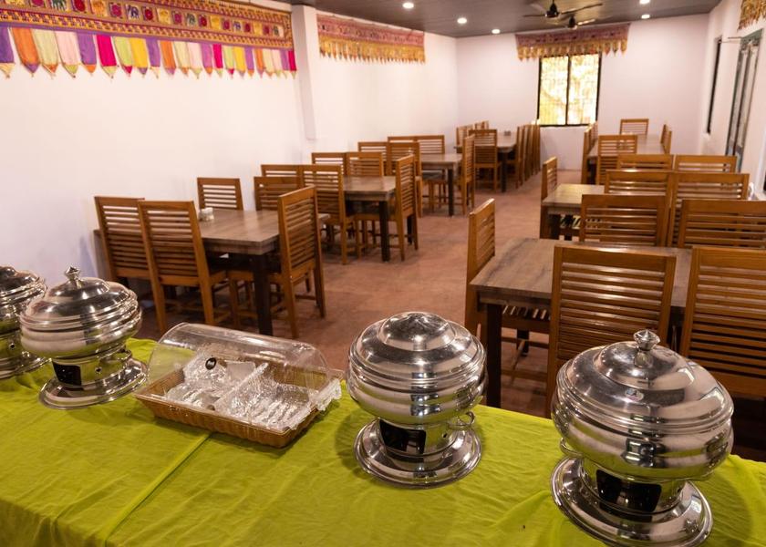 Gujarat Sasan Gir Restaurant