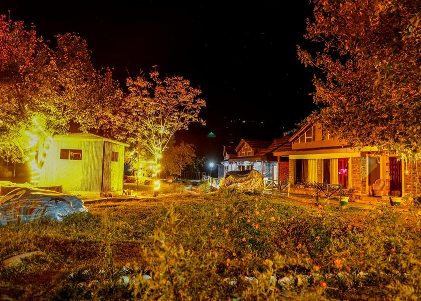 Himachal Pradesh Rohru Hotel Exterior