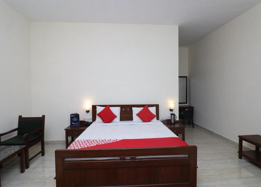 Uttarakhand Dhikuli Deluxe Double Room
