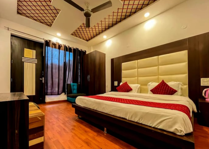 Himachal Pradesh Dalhousie Super Deluxe Room