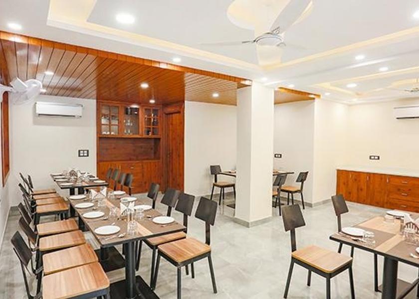 Uttar Pradesh Noida Food & Dining