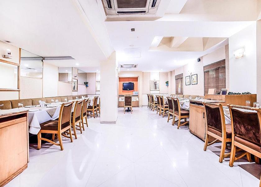 Maharashtra Pune Food & Dining