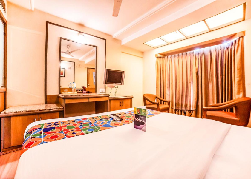 Maharashtra Pune Deluxe Room